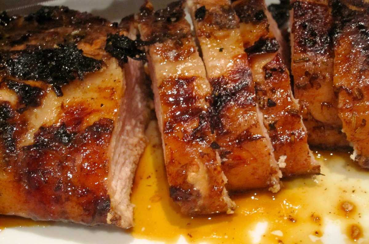 Как избавить свиное мясо от неприятного аромата и спасти продукт