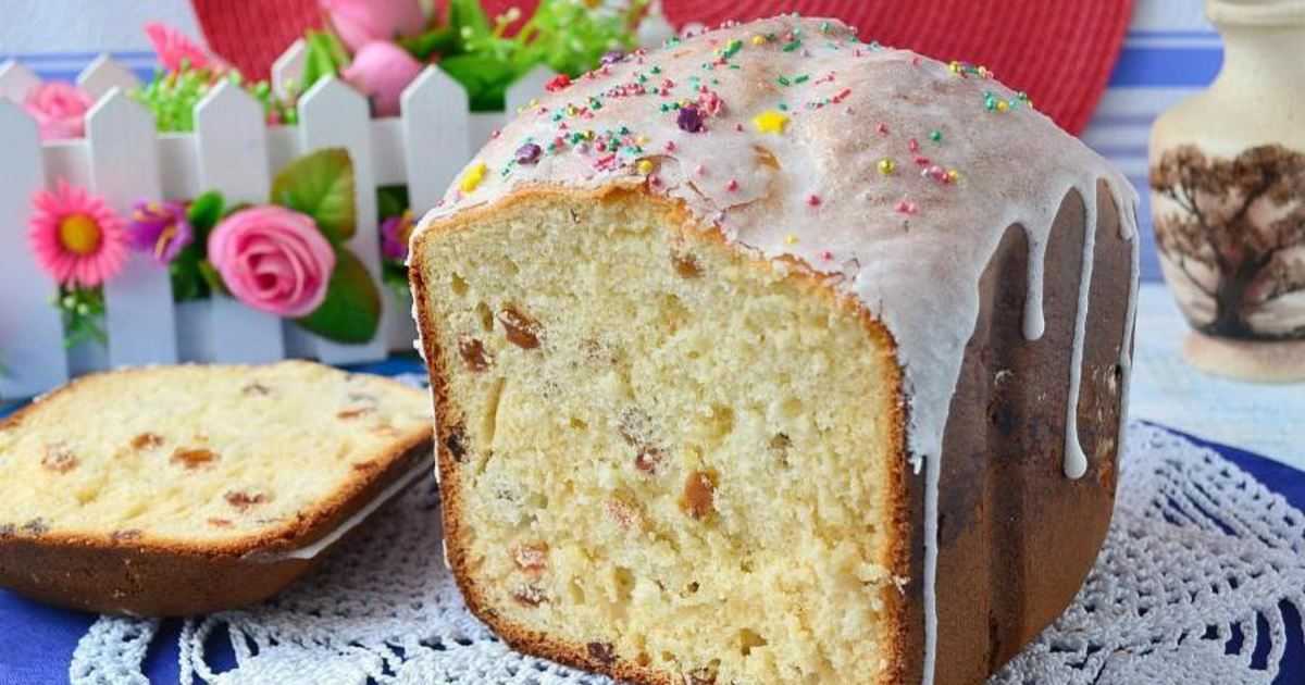 Если у Вас особо нет времени для выпекания кулича, то поможет Вам несомненно хлебопечьСделать кулич с ней проще простого: засыпьте в чашу необходимые ингредиенты, а печка все сделает за Вас