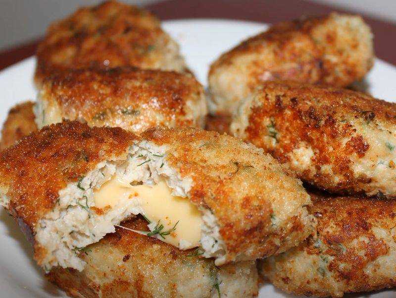 Котлеты из свинины и курицы готовить можно на плите и в сковородке! рецепты сочных и румяных котлет из свинины и курицы - автор екатерина данилова