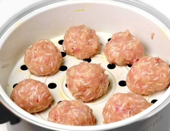 Ежики из фарша с рисом в мультиварке — 8 пошаговых рецептов