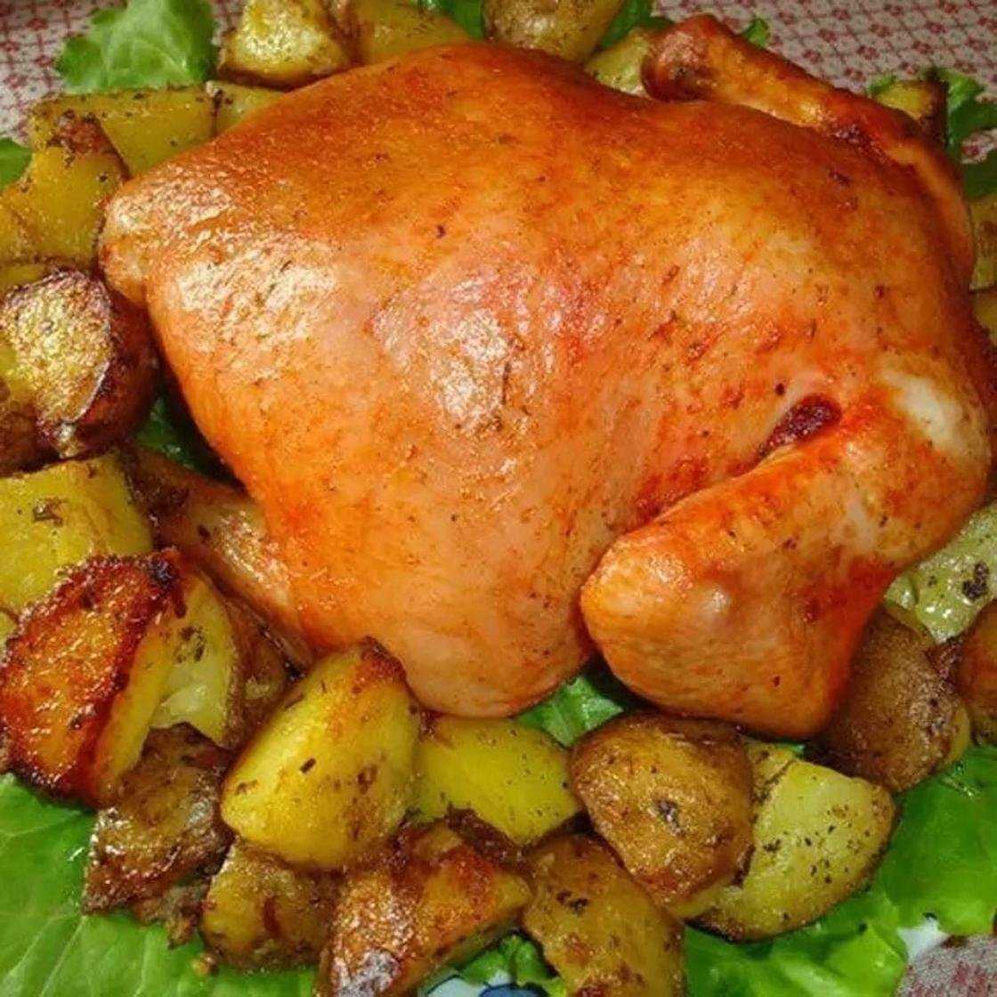 Курица с картошкой в духовке — 8 самых вкусных рецептов