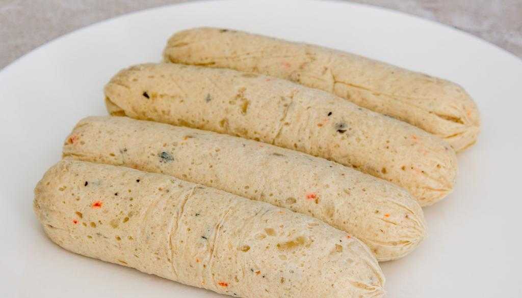 Нежные и сочные сосиски из куриного фарша. простые рецепты приготовления домашних сосисок из куриного фарша