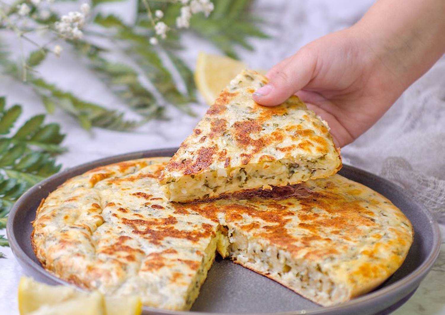 Пирог из лаваша с сыром на сковороде - 16 пошаговых фото в рецепте