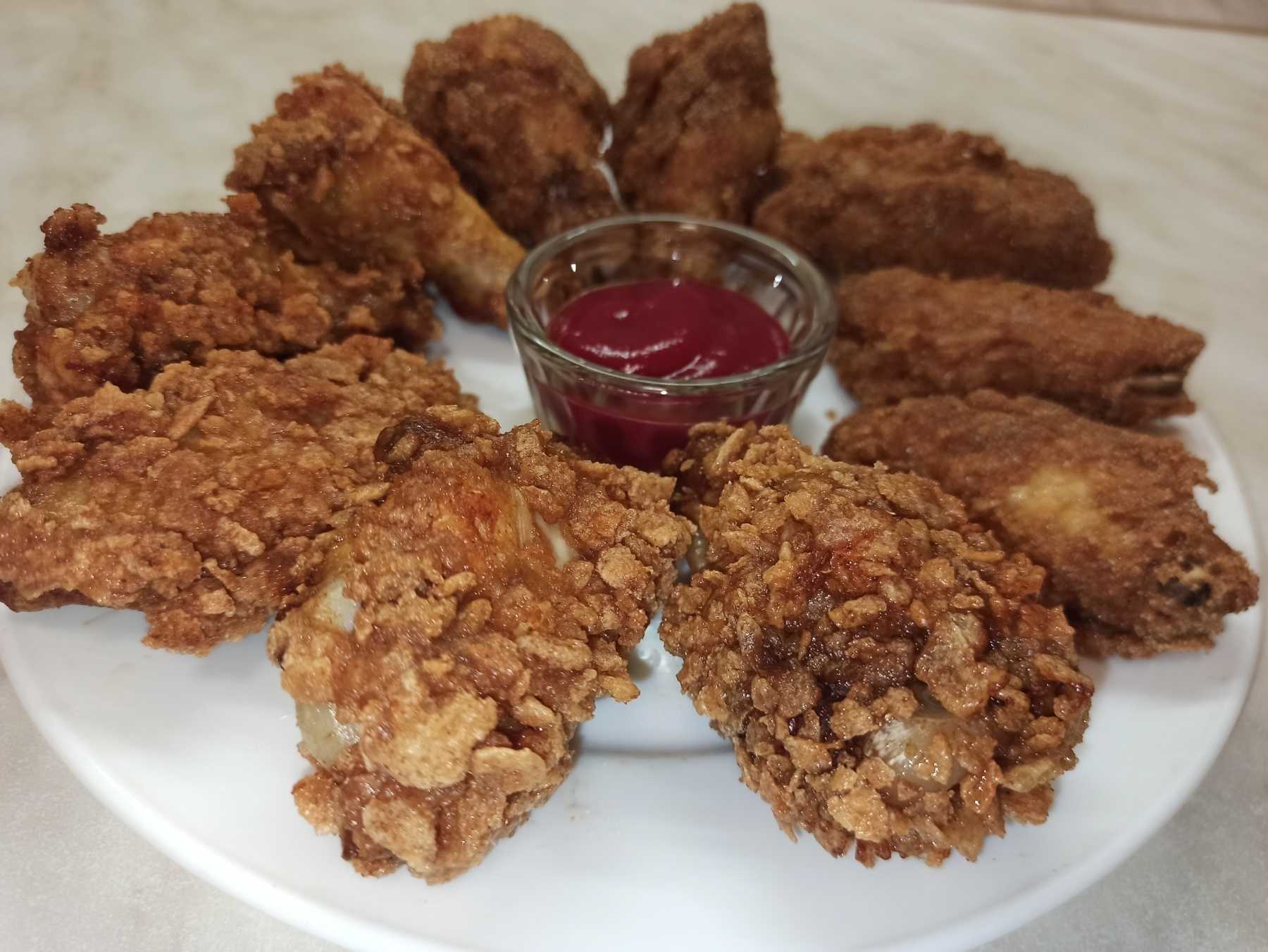Как сделать кляр для куриных крылышек. куриные крылья в кляре на сковороде.