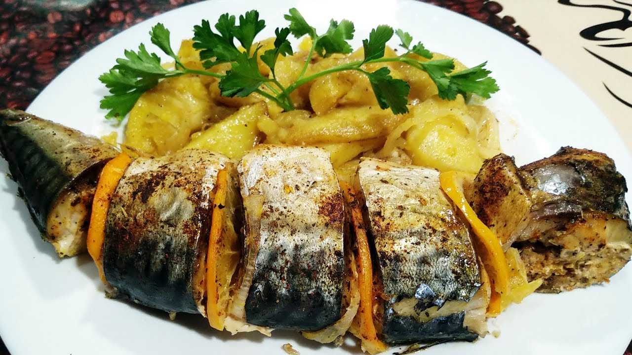 Скумбрия с картошкой в духовке запеченная рецепт с фото пошагово и видео - 1000.menu
