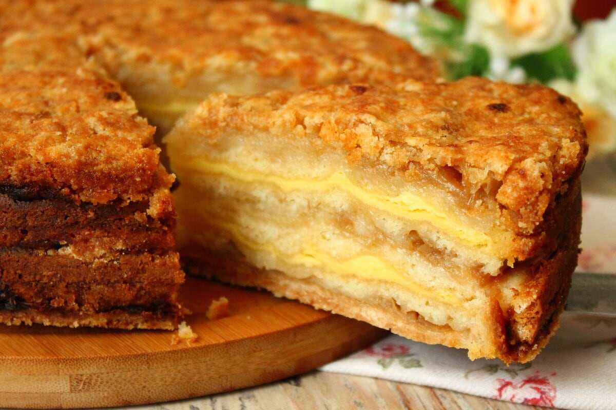 Сухой пирог с яблоками и манкой – 9 рецептов насыпного яблочного пирога