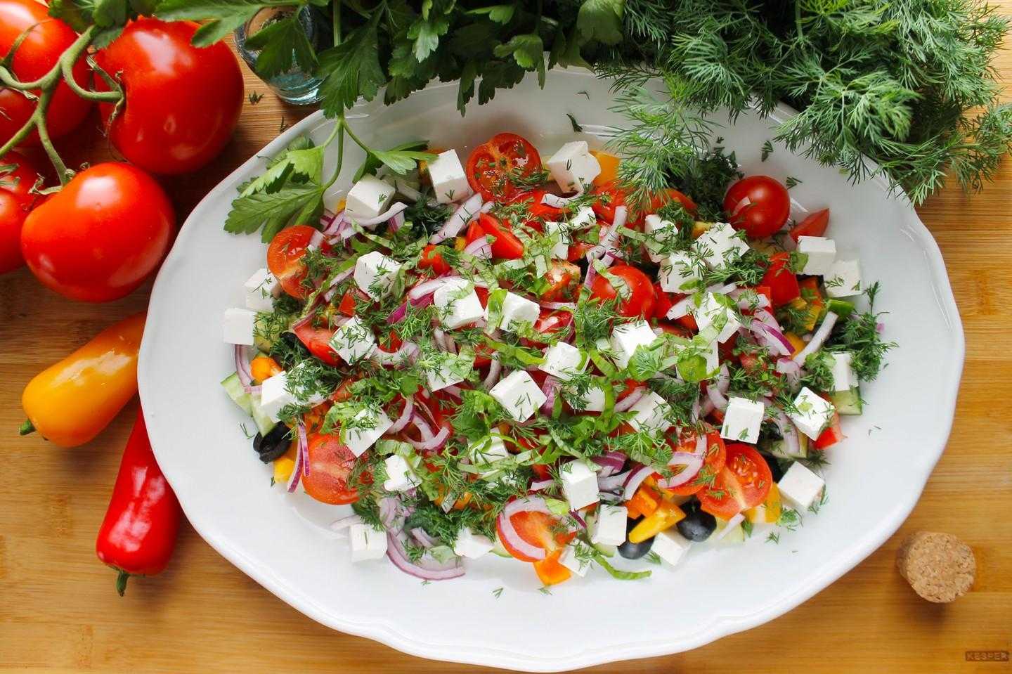 Греческий салат: 5 самых вкусных классических рецептов (пошагово)