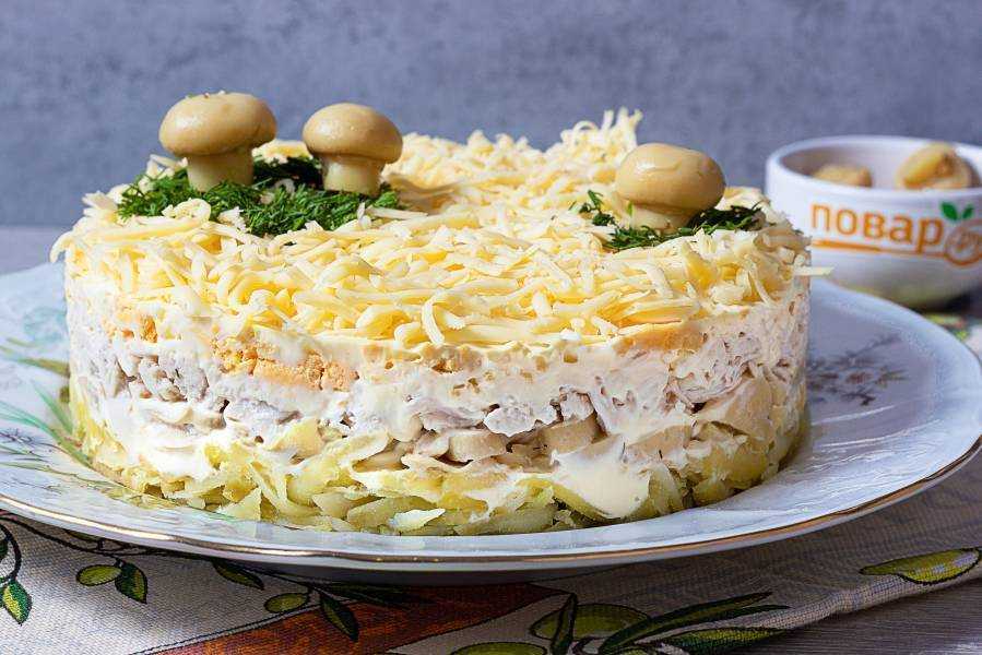Салаты с курицей и шампиньонами — лучшие рецепты. как правильно и вкусно приготовить салат из курицы с шампиньонами. | lady's club | дзен