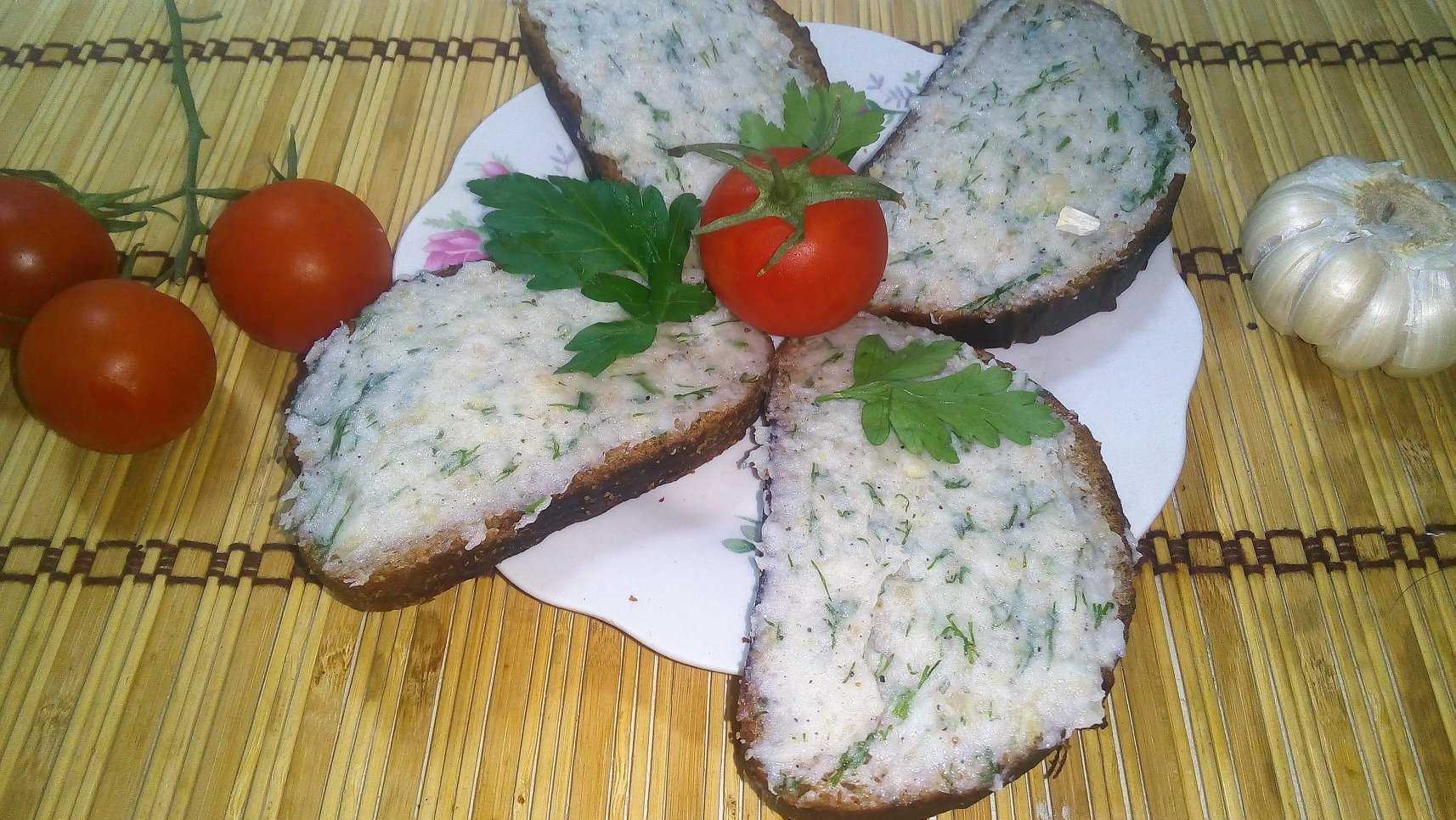 Сало с чесноком через мясорубку – 5 рецептов вкусного закусочного паштета