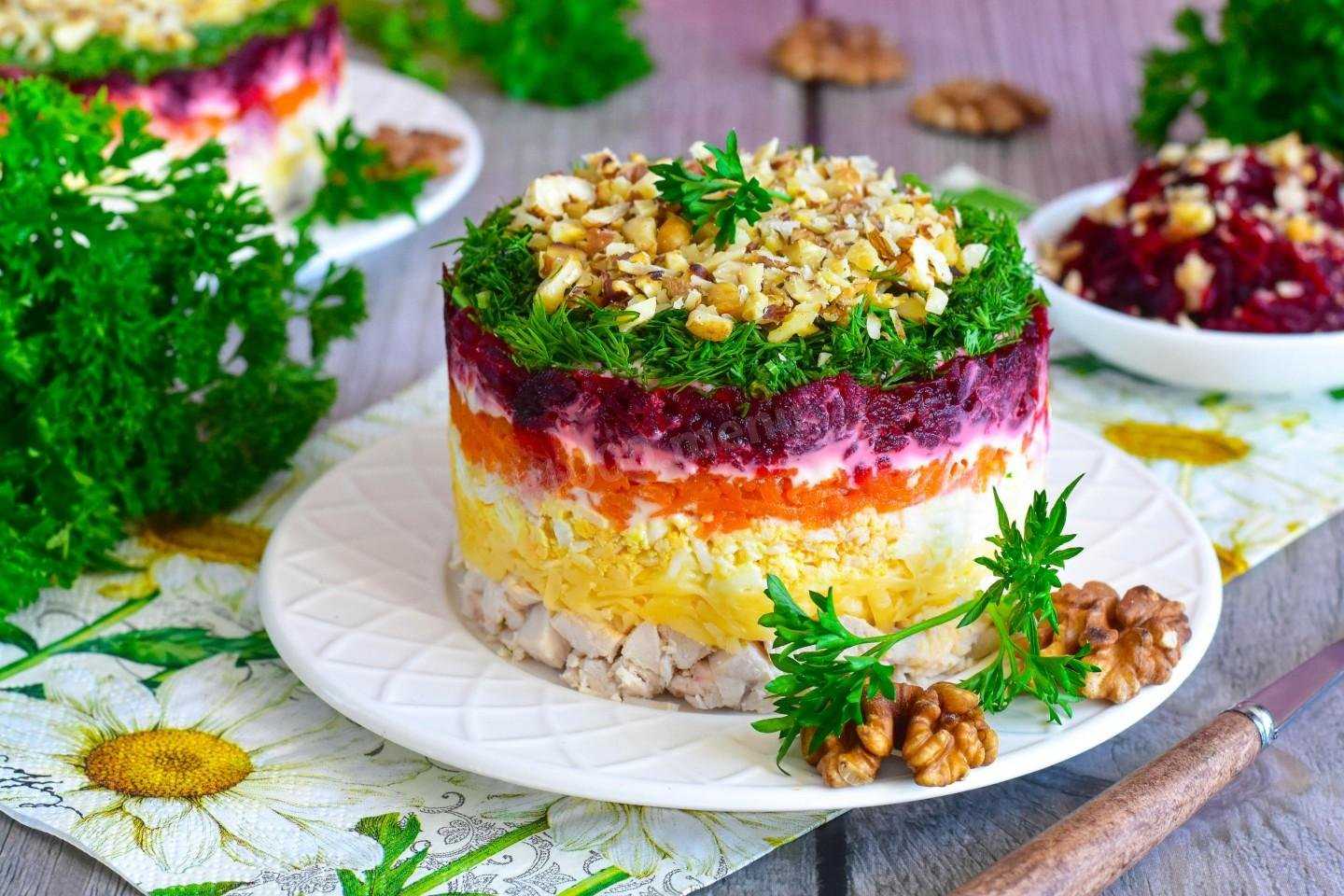 Салат генерал - 8 рецептов вкусного салата с курицей, сыром, яйцами