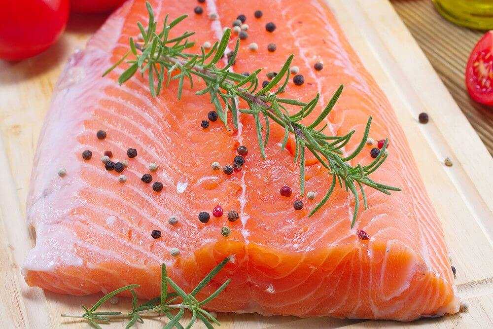 Как засолить красную рыбу в домашних условиях вкусно и быстро