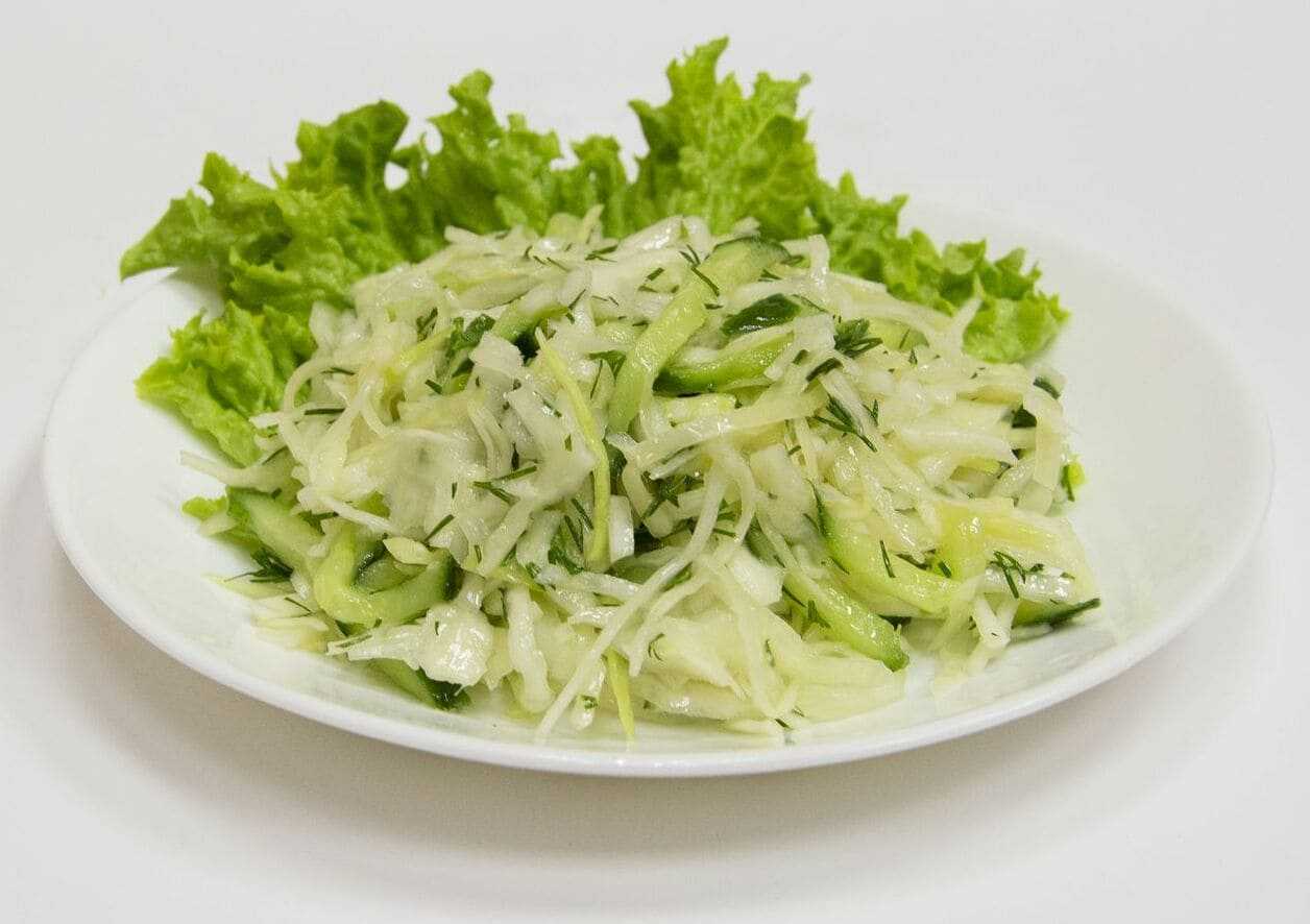 Салат из свежей капусты – 15 очень вкусных рецептов