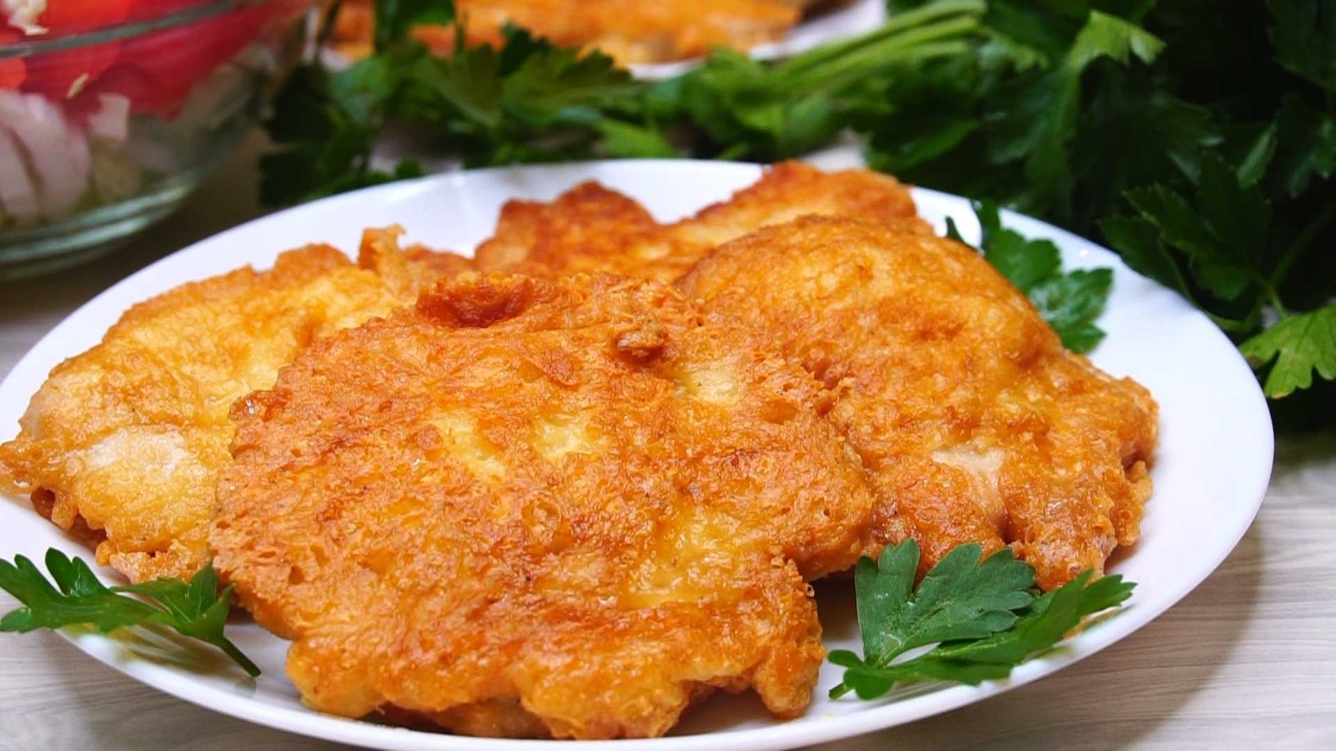 Куриные отбивные в кляре на сковороде