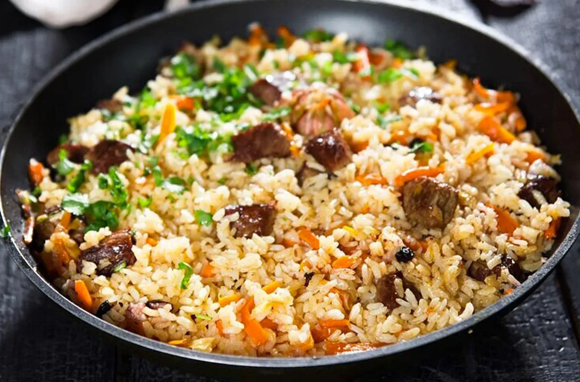 Рассыпчатый плов с курицей в кастрюле на плите рецепт с фото пошагово и видео - 1000.menu
