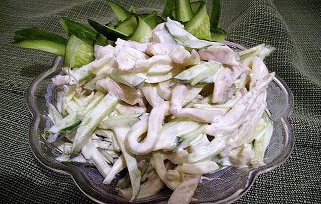 Салаты с кальмарами. 8 простых и самых вкусных пошаговых рецептов с фото