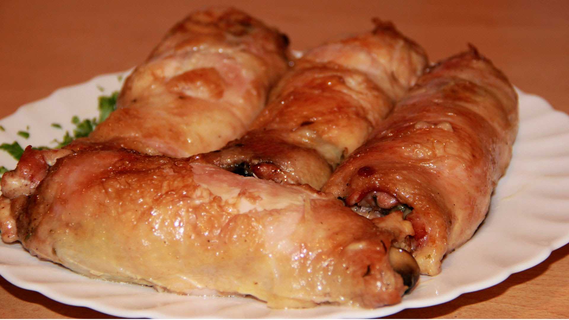 Рулетики из куриной грудки – 9 рецептов, как приготовить пошагово