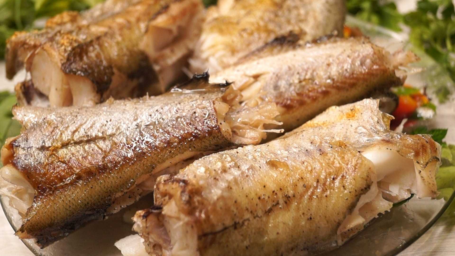 Минтай в духовке с морковью и луком – 10 вкусных рецептов с фото пошагово