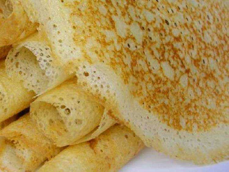 Что приготовить из прокисшего кефира: вкусные рецепты блинчиков, оладий, выпечки, творога. как сделать из прокисшего кефира маски для лица и волос: рецепты