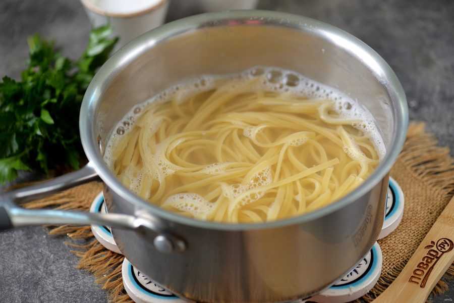 Макароны с курицей в сметанном соусе: домашний рецепт