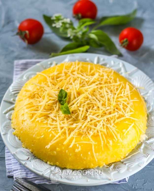 Мамалыга – вкусная и недорогая простота, которую легко превратить в деликатес: рецепт с фото