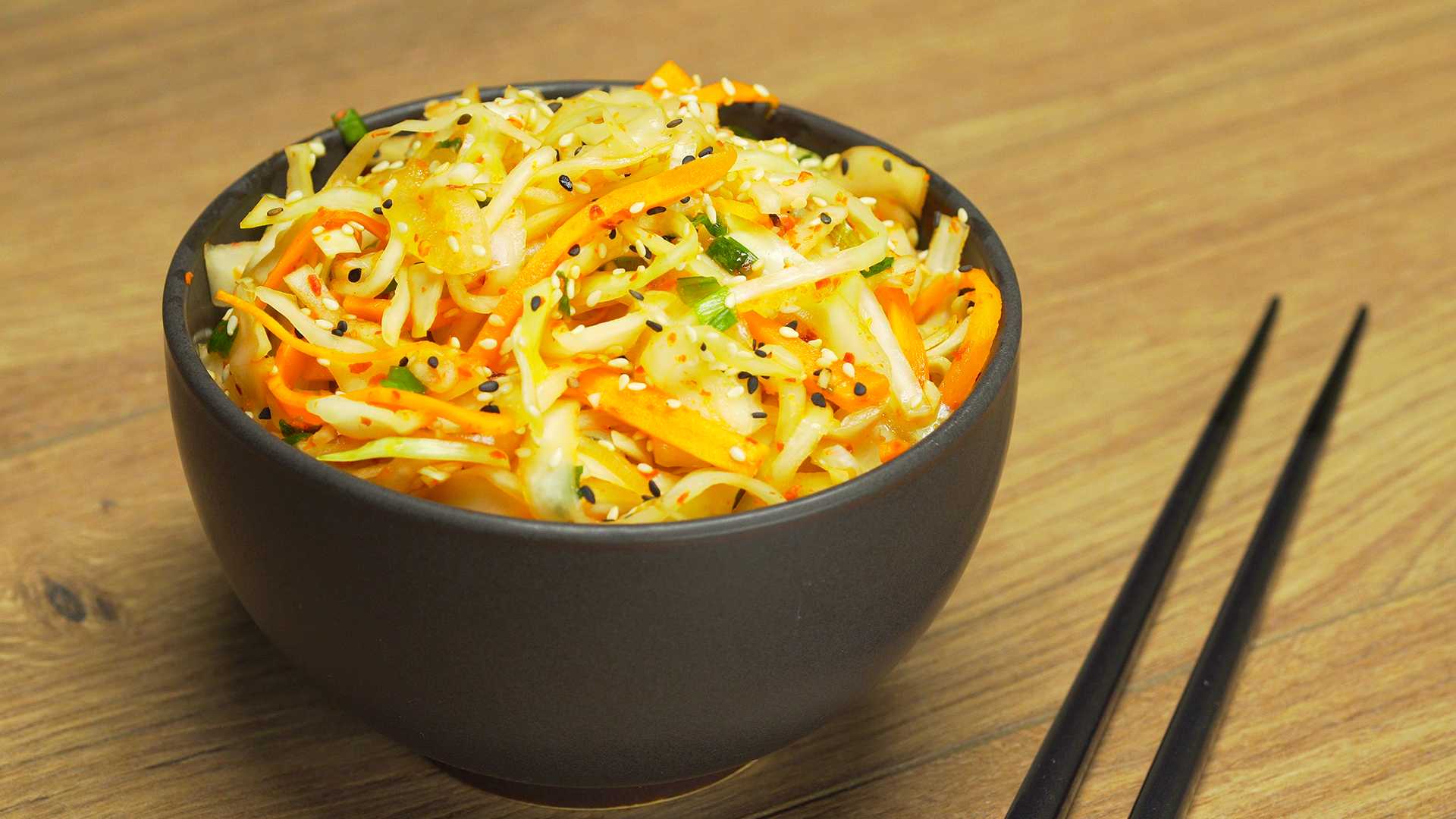 Маринованная капуста быстрого приготовления: быстро и очень вкусно