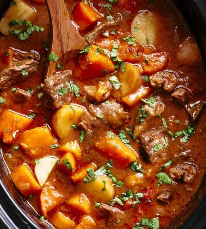 Жаркое в казане с картошкой рецепт с фото пошагово и видео - 1000.menu