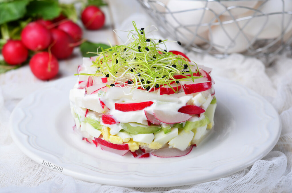 Салат из редиски - 44 рецепта приготовления пошагово - 1000.menu