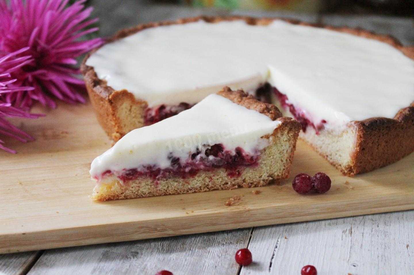 Вкуснейший пирог с брусникой - 7 простых рецептов!