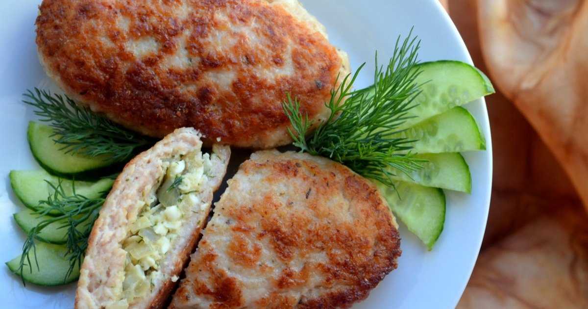 Зразы куриные с сыром на сковороде