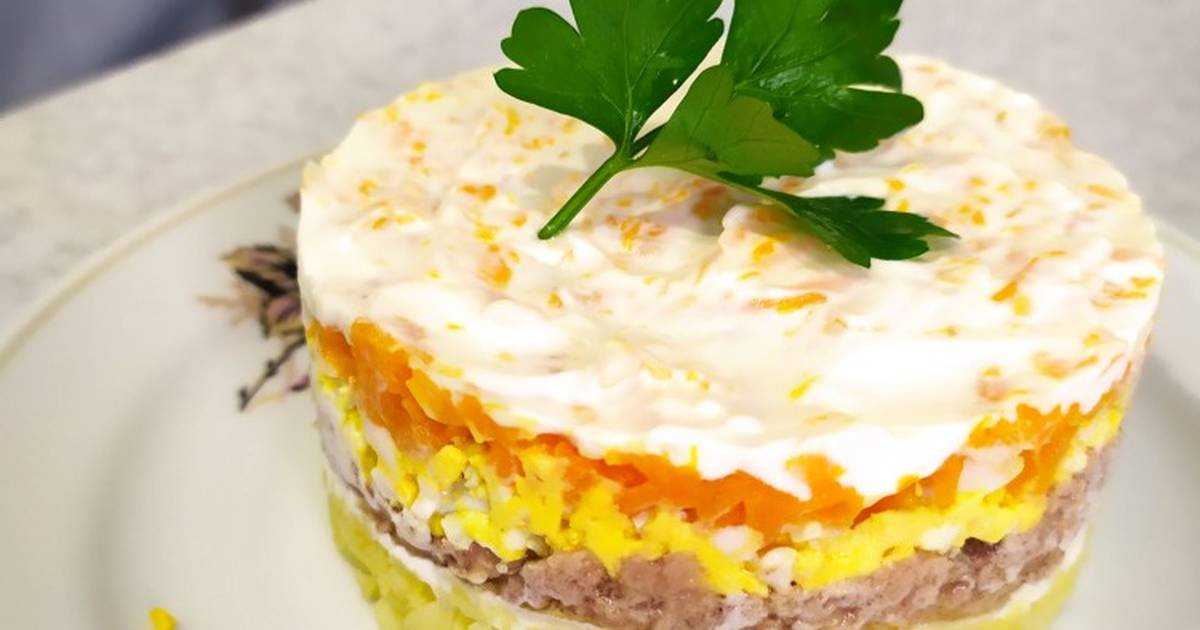 Салат нежность с курицей черносливом и грецкими орехами рецепт с фото пошагово и видео - 1000.menu