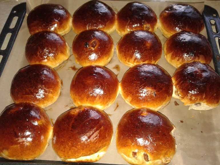 Булочки с изюмом пошаговый рецепт