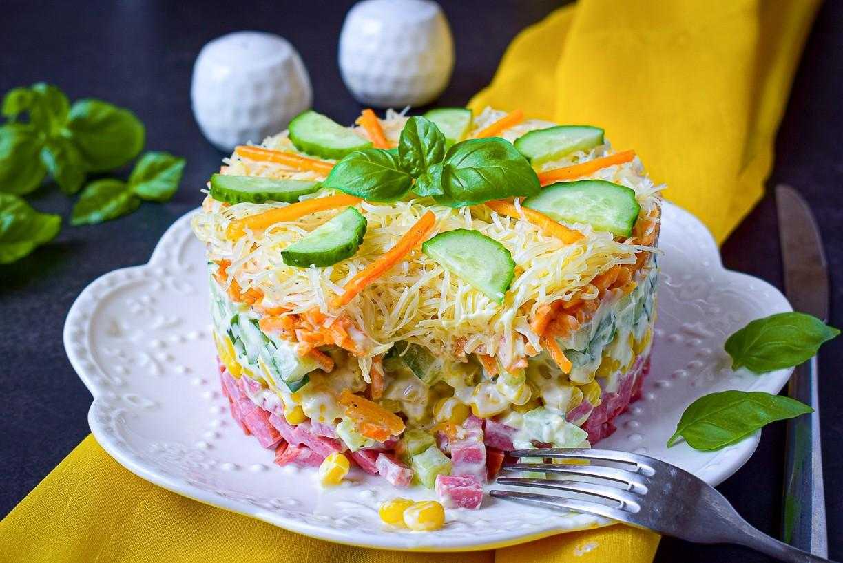 Салат «венеция»: пошаговый рецепт с колбасой и курицей
салат «венеция»: пошаговый рецепт с колбасой и курицей