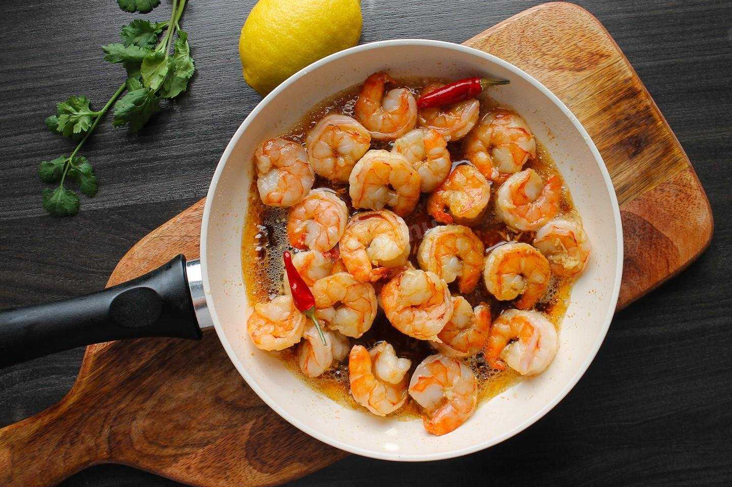 Как вкусно приготовить креветки – простые и вкусные рецепты