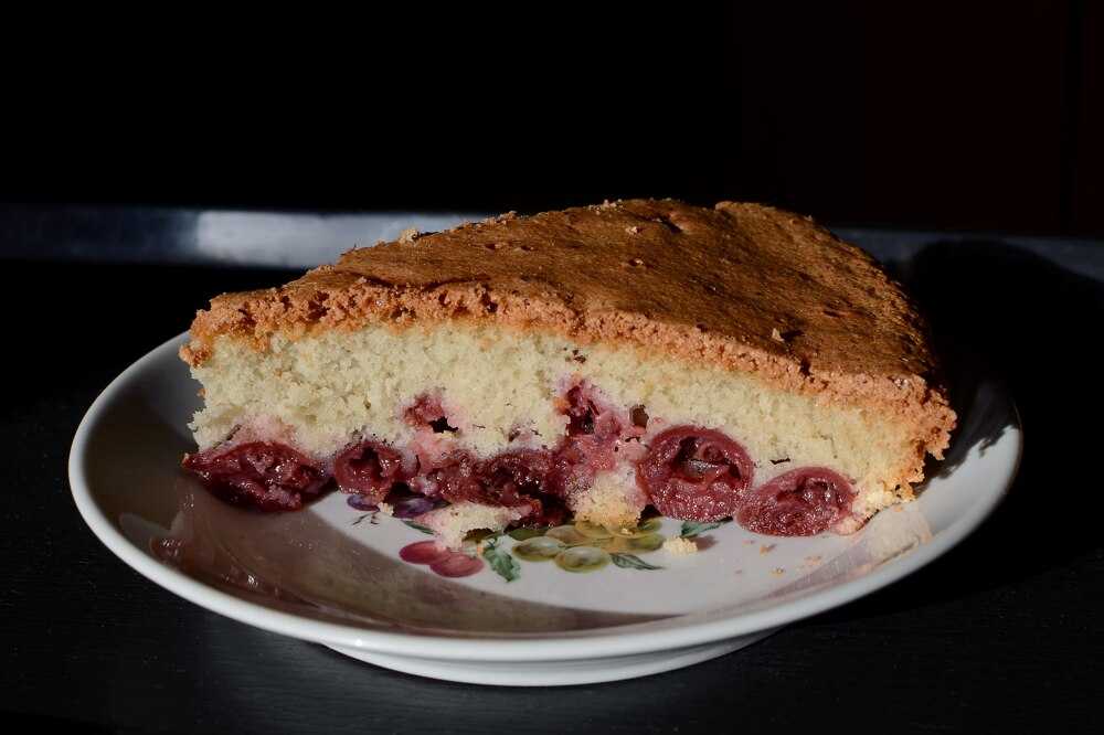 Самые вкусные рецепты шарлотки с яблоками в духовке — очень пышной, мягкой, воздушной
