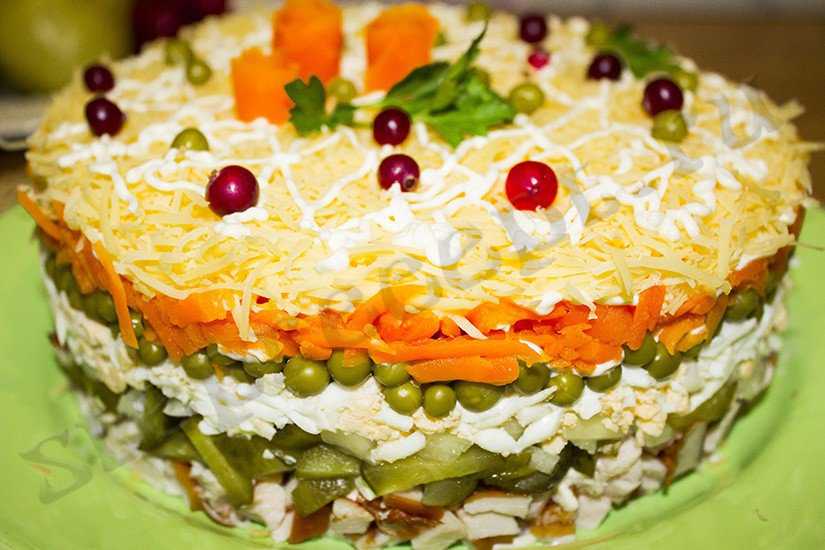 Салат из кальмаров с яйцом — очень вкусные классические рецепты