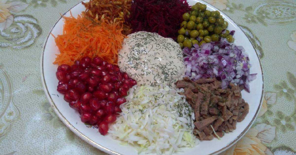 Салат «козел в огороде»: рецепты с мясом и корейской морковью, колбасой и картошкой фри, чипсами и сухариками