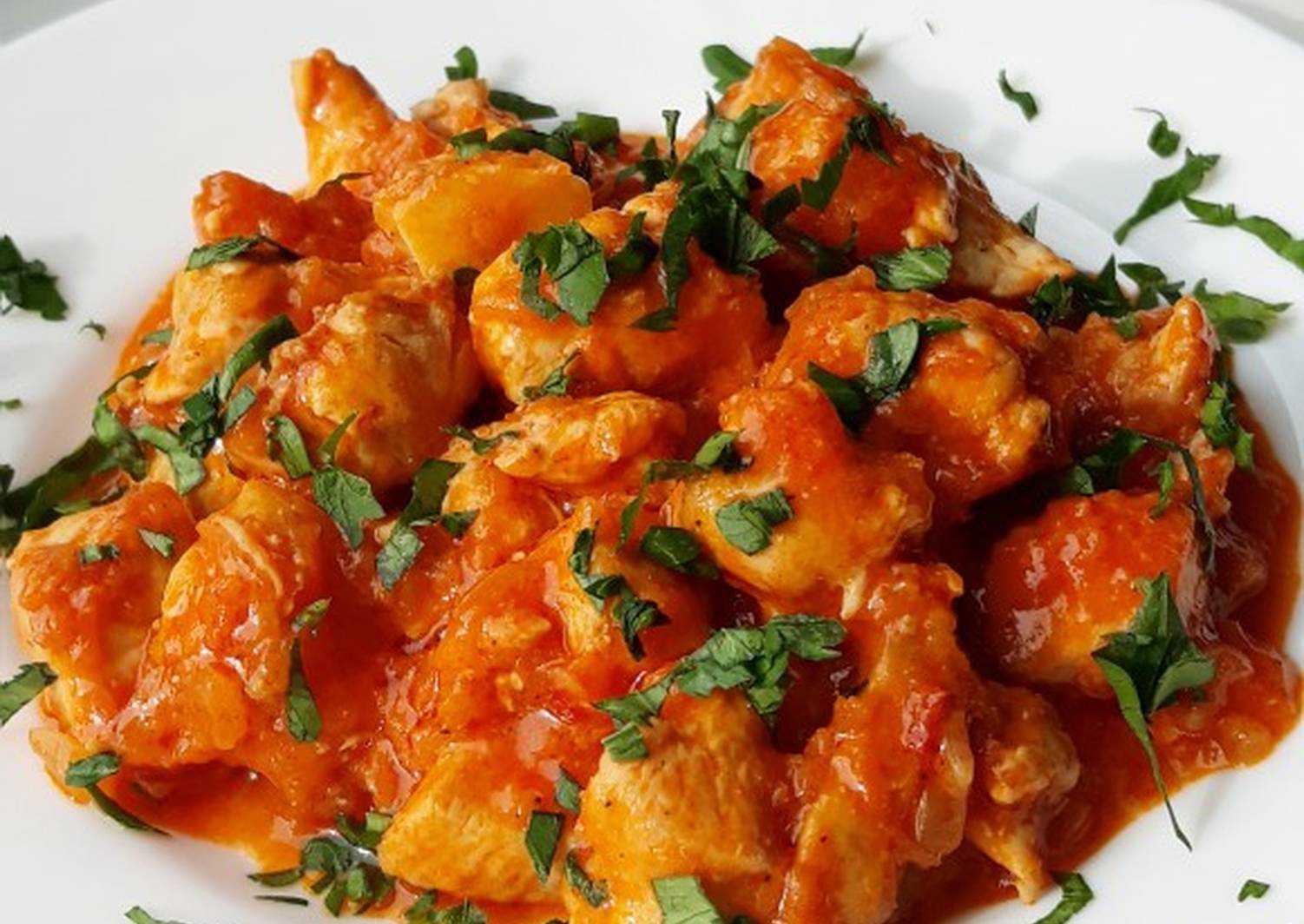 Сочная куриная грудка: топ-5 вкусных рецептов с сыром, грибами