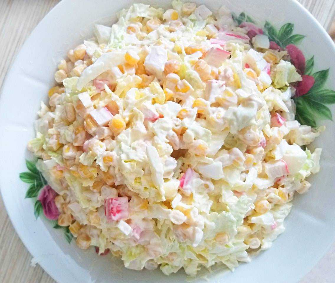 ✅ рецепты салатов с крабовыми палочками и колбасой - макдонар.рф